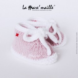 Chaussons bébé laine style basket rose et blanc avec lacets en maille