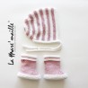 Ensemble chaussons bébé façon bottes de pluie Aigle et bonnet béguin marinière rose et blanc