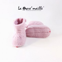 Chaussons bébé montants en maille rose taille 3-6 mois en stock