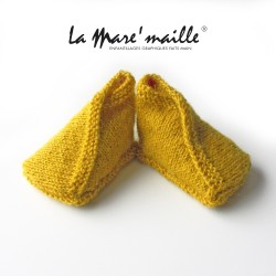 Ensemble chaussons et bonnet béguin laine Alpaga jaune moutarde tricot main